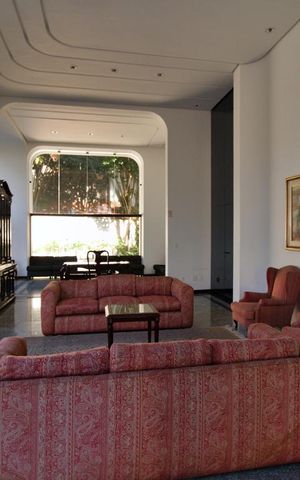 Apartamento para alugar com 480m², 4 quartos e 4 vagas Apartamento para alugar com 480m², 4 quartos e 4 vagasÁrea comum - Salão de festas