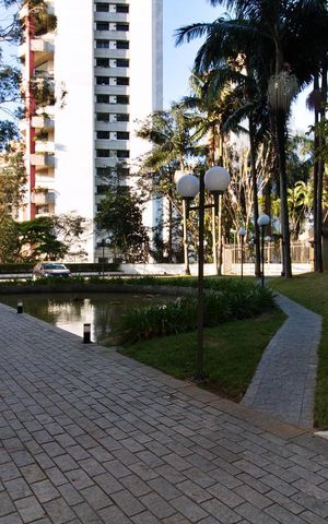 Apartamento para alugar com 480m², 4 quartos e 4 vagas Apartamento para alugar com 480m², 4 quartos e 4 vagasÁrea comum