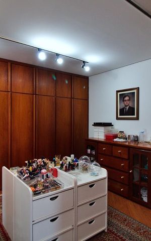 Apartamento para alugar com 480m², 4 quartos e 4 vagas Apartamento para alugar com 480m², 4 quartos e 4 vagasCloset da Suíte 1