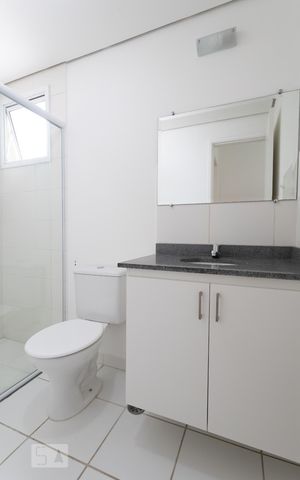 Apartamento para alugar com 70m², 3 quartos e 1 vaga Apartamento para alugar com 70m², 3 quartos e 1 vagaBanheiro Social