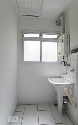 Apartamento para alugar com 70m², 3 quartos e 1 vaga Apartamento para alugar com 70m², 3 quartos e 1 vagaLavanderia