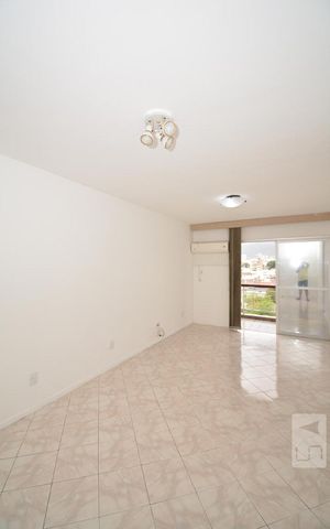 Apartamento à venda com 115m², 3 quartos e 1 vagaSala