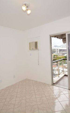 Apartamento à venda com 115m², 3 quartos e 1 vagaQuarto 2