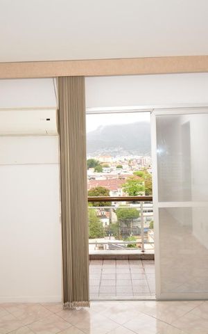 Apartamento à venda com 115m², 3 quartos e 1 vagaSala