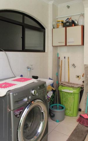 Apartamento à venda com 93m², 3 quartos e 2 vagasÁrea de serviço