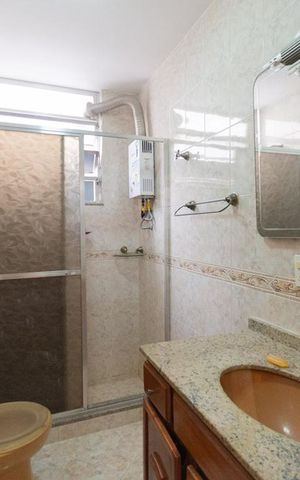 Apartamento à venda com 87m², 2 quartos e 1 vagaBanheiro 