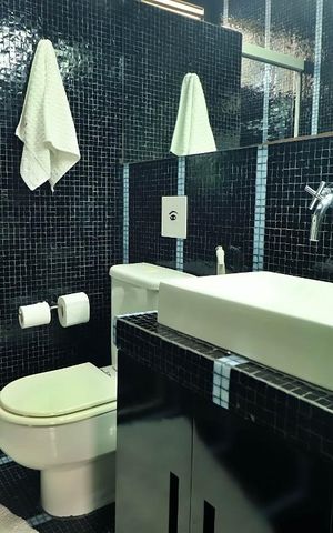 Apartamento à venda com 244m², 3 quartos e 3 vagasBanheiro Social 2