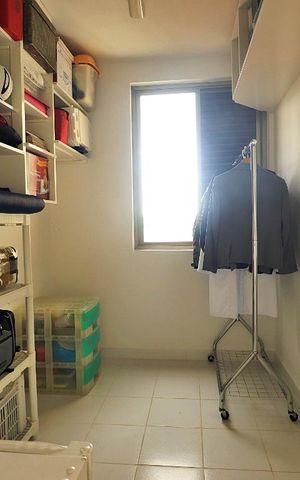 Apartamento à venda com 244m², 3 quartos e 3 vagasQuarto de Serviço