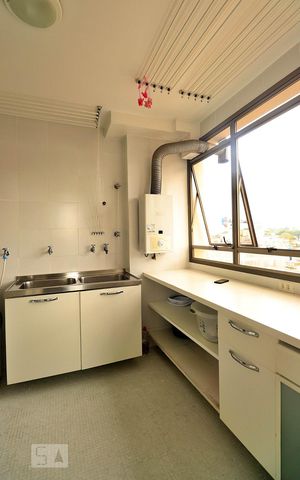 Apartamento à venda com 244m², 3 quartos e 3 vagasÁrea de Serviço