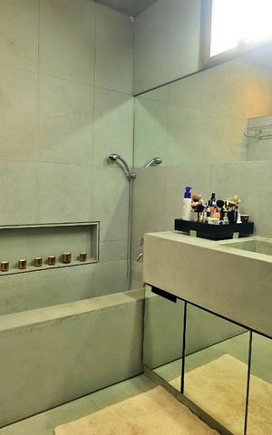 Apartamento à venda com 244m², 3 quartos e 3 vagasBanheiro da Suíte