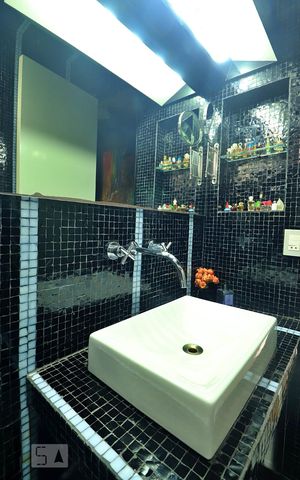 Apartamento à venda com 244m², 3 quartos e 3 vagasBanheiro Social 2
