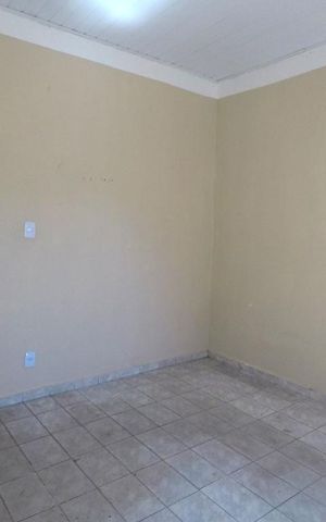 Casa para alugar com 70m², 2 quartos e 2 vagasQuarto 2
