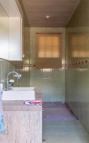 Casa à venda com 450m², 5 quartos e 3 vagas Casa à venda com 450m², 5 quartos e 3 vagasBanheiro da Suíte