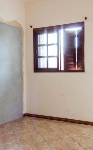 Casa à venda com 450m², 5 quartos e 3 vagas Casa à venda com 450m², 5 quartos e 3 vagasSala 2