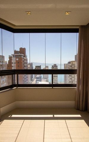 Apartamento para alugar com 170m², 4 quartos e 2 vagasVista da sala
