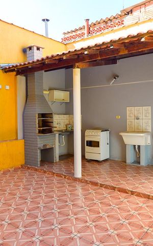 Casa à venda com 106m², 3 quartos e 1 vaga Casa à venda com 106m², 3 quartos e 1 vagaQuintal