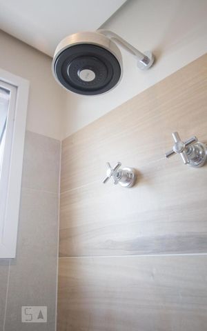 Apartamento para alugar com 70m², 2 quartos e 2 vagasDetalhe Banheiro