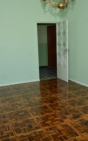Apartamento à venda com 136m², 4 quartos e 1 vagaSala