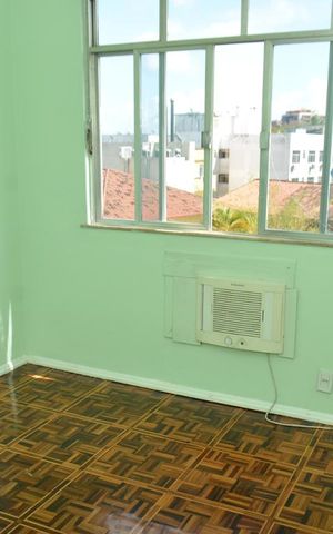 Apartamento à venda com 136m², 4 quartos e 1 vagaQuarto 2 com suite