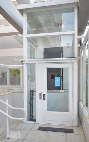 Apartamento à venda com 127m², 3 quartos e 2 vagasÁrea comum - elevador para cadeirantes