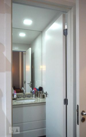 Apartamento à venda com 127m², 3 quartos e 2 vagasBanheiro da suite 2