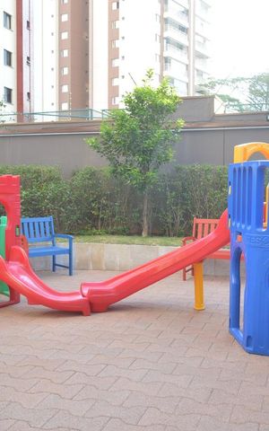 Apartamento à venda com 127m², 3 quartos e 2 vagasÁrea comum - playground