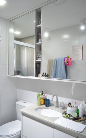 Apartamento à venda com 127m², 3 quartos e 2 vagasBanheiro da suite 1