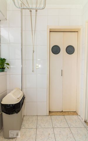 Apartamento à venda com 74m², 2 quartos e 2 vagasÁrea de Serviço