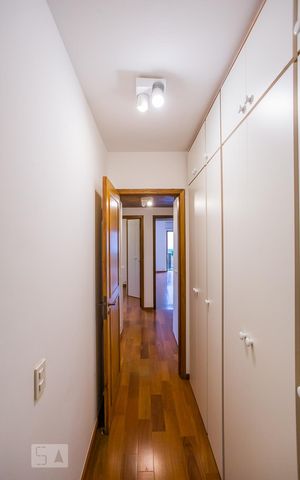 Apartamento para alugar com 110m², 3 quartos e 2 vagas Apartamento para alugar com 110m², 3 quartos e 2 vagasCloset Suite