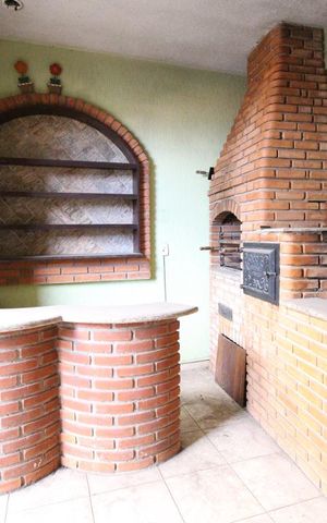 Casa para alugar com 200m², 3 quartos e 2 vagasÁrea comum - Churrasqueira