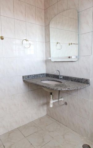 Casa para alugar com 200m², 3 quartos e 2 vagasBanheiro da Suíte 1