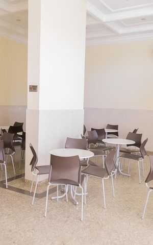 Apartamento à venda com 200m², 3 quartos e 2 vagas Apartamento à venda com 200m², 3 quartos e 2 vagasÁrea comum - Salão de festas