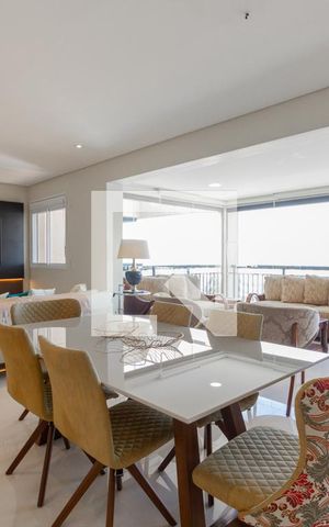 Apartamento para alugar com 136m², 3 quartos e 3 vagas Apartamento para alugar com 136m², 3 quartos e 3 vagasSala