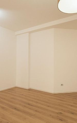 Apartamento para alugar com 75m², 2 quartos e 1 vaga Apartamento para alugar com 75m², 2 quartos e 1 vagaSala