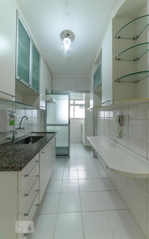 Apartamento à venda com 60m², 3 quartos e 1 vaga Apartamento à venda com 60m², 3 quartos e 1 vagaCozinha