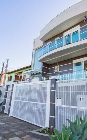 Casa à venda com 362m², 4 quartos e 5 vagasFachada da Casa