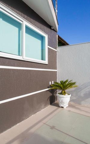 Casa à venda com 362m², 4 quartos e 5 vagasFundos