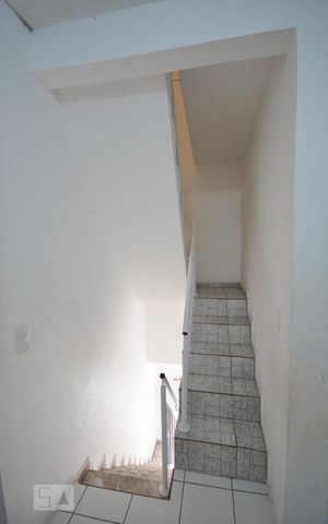 Casa para alugar com 125m², 2 quartos e 1 vagaCloset