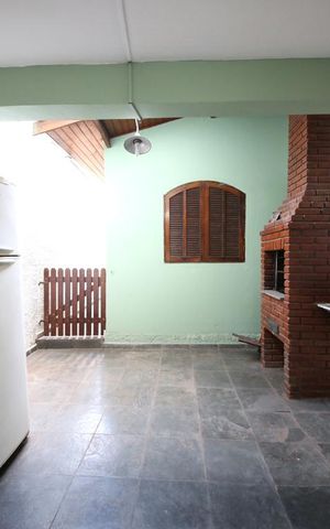 Casa à venda com 150m², 2 quartos e 3 vagasGaragem