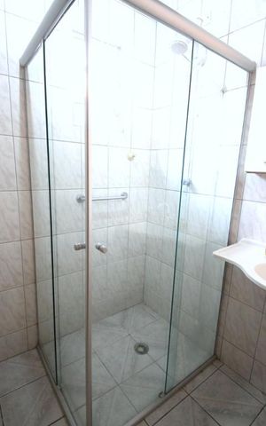 Casa à venda com 150m², 2 quartos e 3 vagasBanheiro