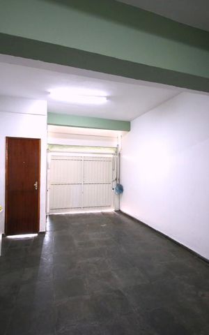 Casa à venda com 150m², 2 quartos e 3 vagasGaragem