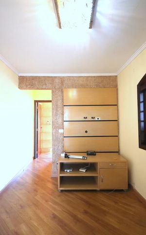 Casa à venda com 150m², 2 quartos e 3 vagasSala