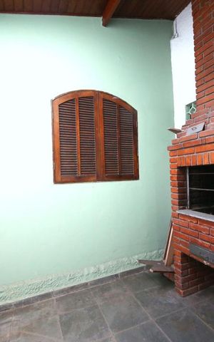 Casa à venda com 150m², 2 quartos e 3 vagasChurrasqueira