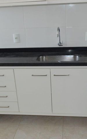 Apartamento à venda com 90m², 2 quartos e 1 vagaCozinha e Área de Serviço
