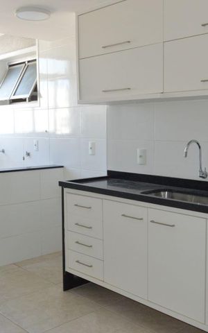 Apartamento à venda com 90m², 2 quartos e 1 vagaCozinha e Área de Serviço