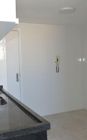 Apartamento à venda com 90m², 2 quartos e 1 vagaCozinha e Área de Serviço