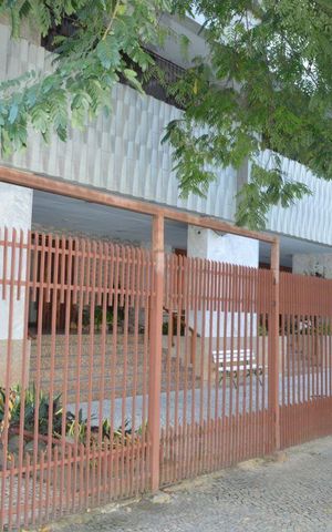 Apartamento à venda com 90m², 2 quartos e 1 vagaFachada e portaria