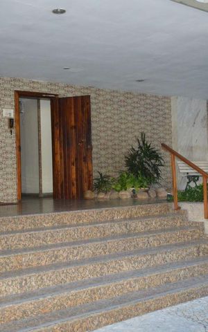 Apartamento à venda com 90m², 2 quartos e 1 vagaEntrada