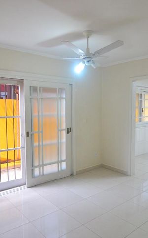 Casa à venda com 511m², 4 quartos e 10 vagasSala 1