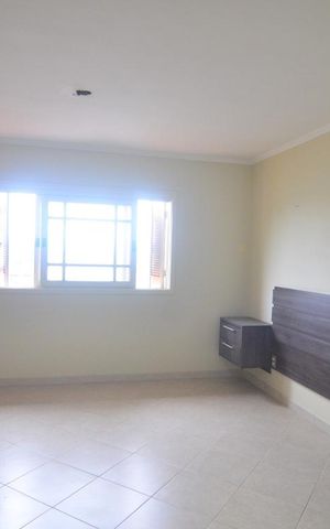 Casa à venda com 511m², 4 quartos e 10 vagasSuíte